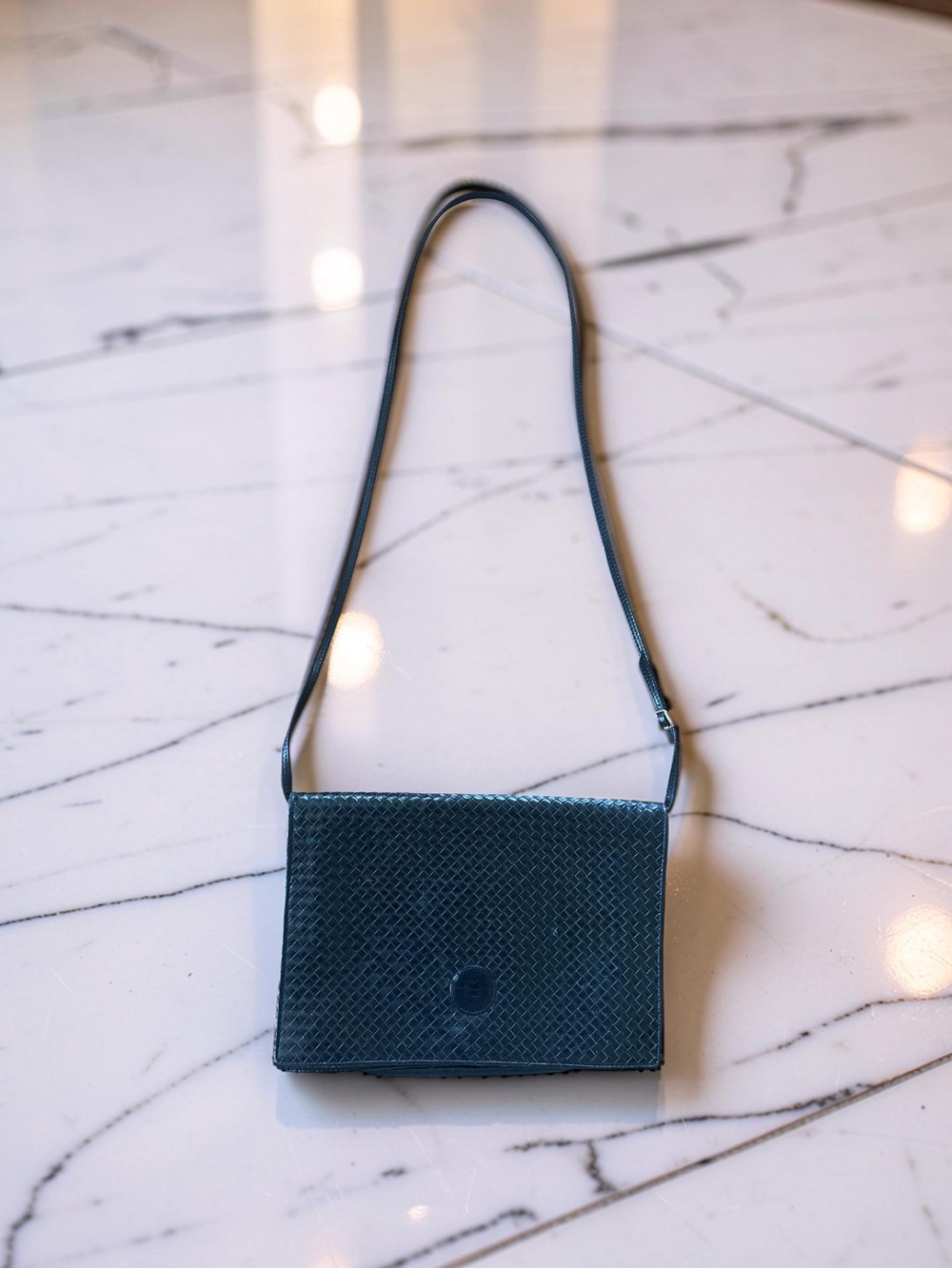 Vintage Fendi Shoulder Crossbody Bag - Black - Woven Leather - Snap Closure !! - Picture 7 of 14